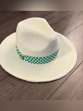 2026 Masters Cream Sun Hat with Green Patterned Band With Tag Attached